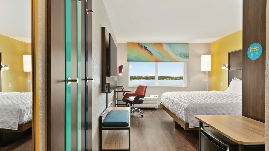 TRU BY Hilton Sebring