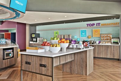 TRU BY Hilton Sebring