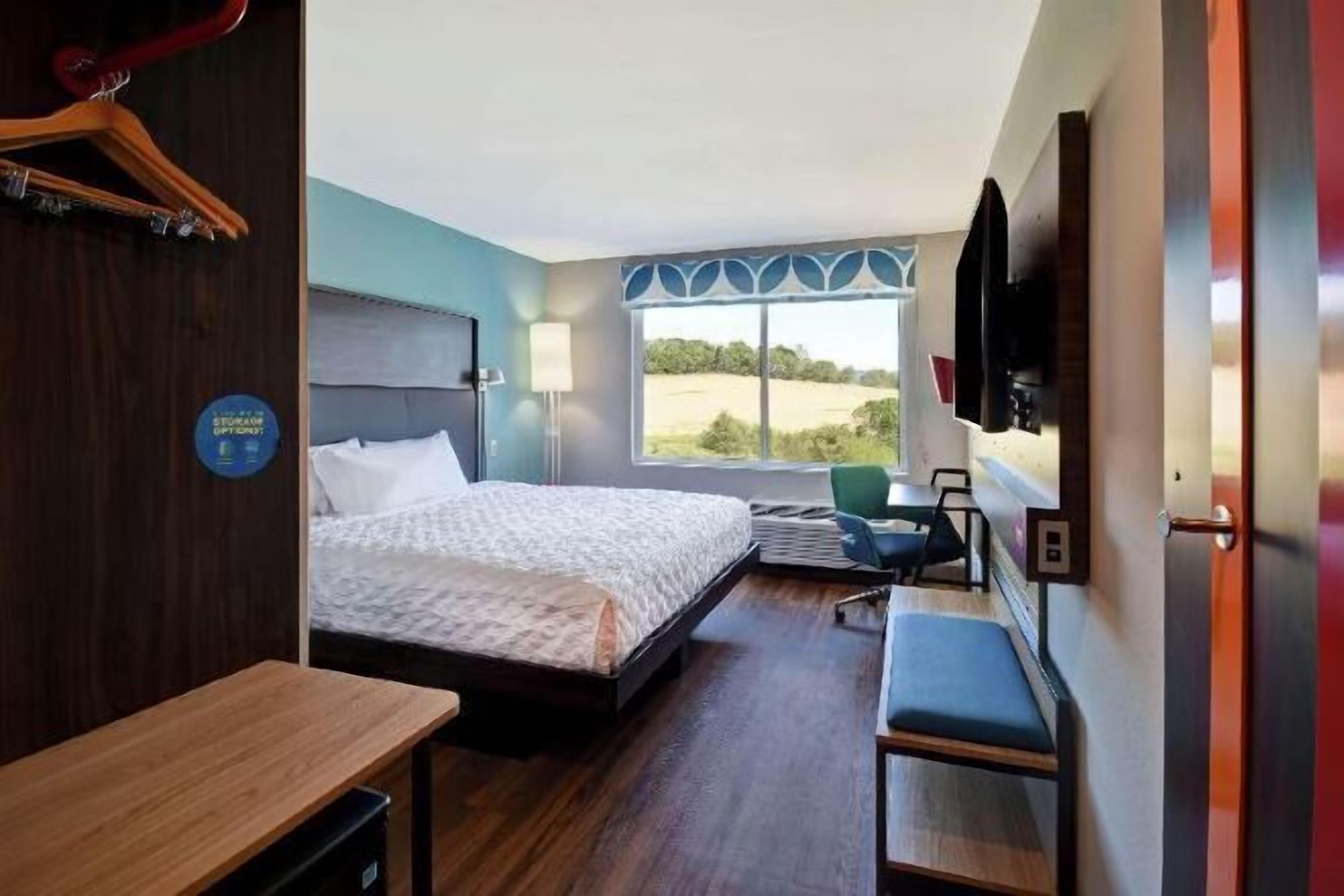 In-room safe, desk, blackout drapes, iron/ironing board