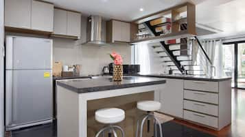 5-Bedroom Pool Villa | Private kitchen | Full-sized fridge, microwave, oven, stovetop