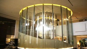 Property entrance - JetQuay Suites (Singapore)