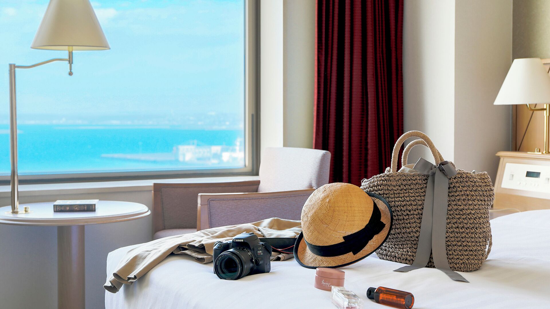 Premium bedding, in-room safe, desk, free WiFi