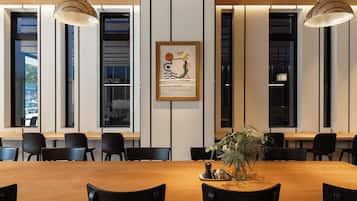 Coffee shop