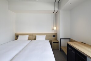 Standard Twin Room, Non Smoking | Down duvets, free WiFi, bed sheets - hotel androoms Nagoya Fushimi (Nagoya)