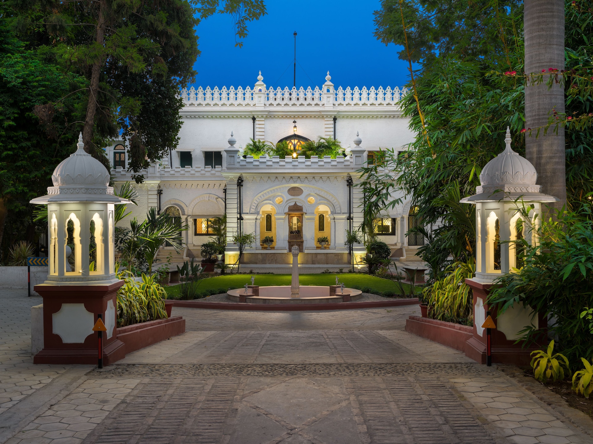 4 Star Hotels