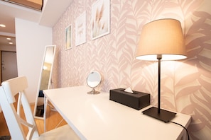 Apartment | Room amenity