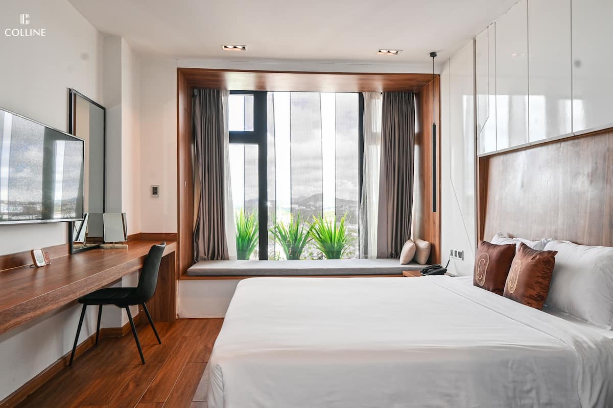 Deluxe Double Room | 1 bilik tidur, bar mini, peti besi dalam bilik, meja