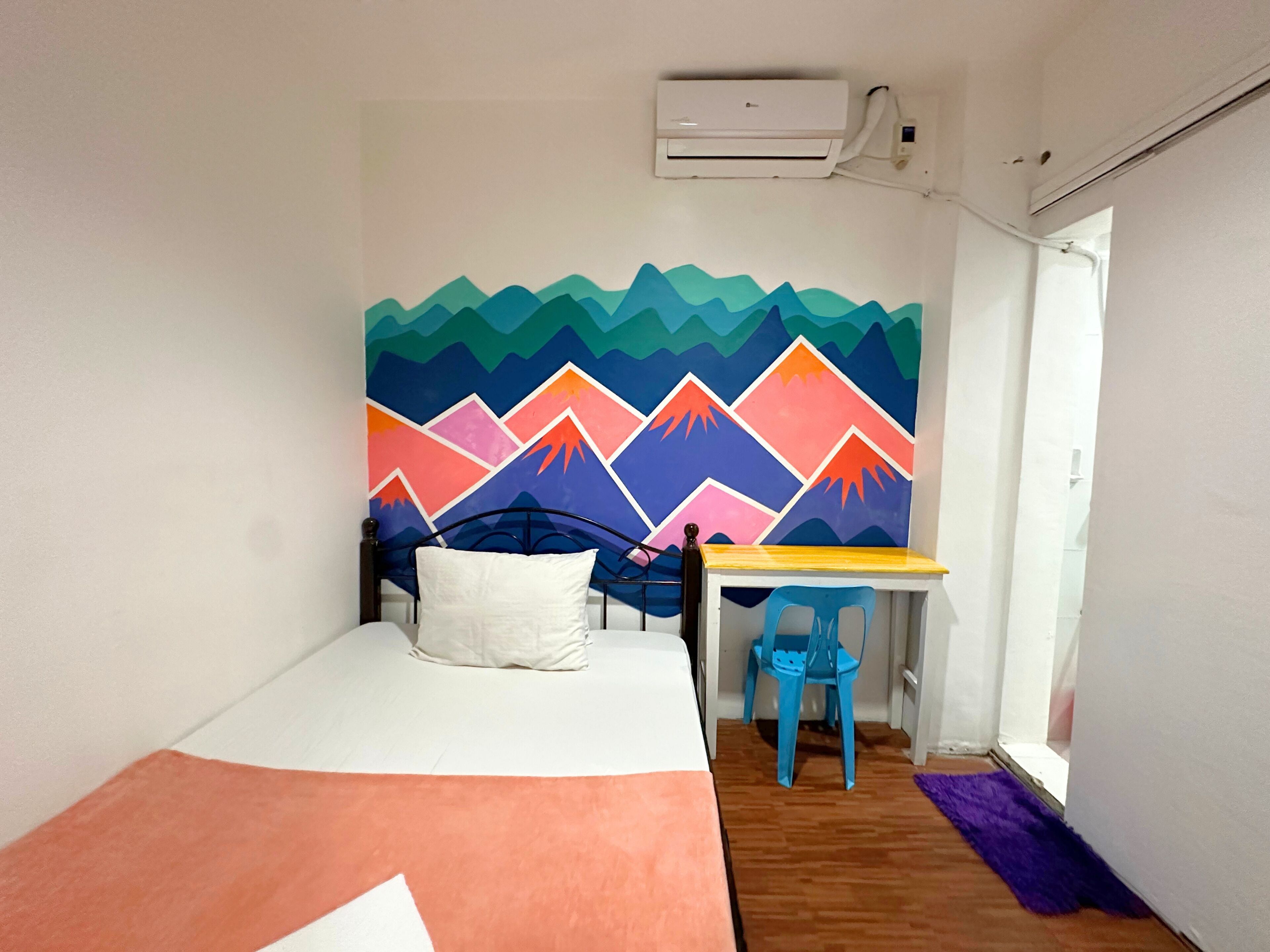 Foto - Dormitelsph UST