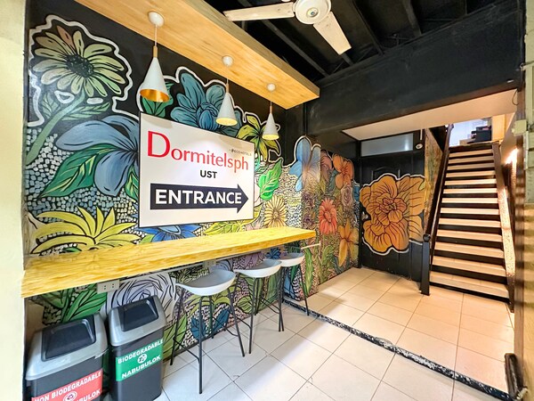 Dormitelsph Ust - Manila