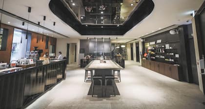 Page148, Page Hotel