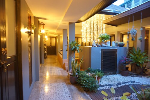 Baan Paea Guest House