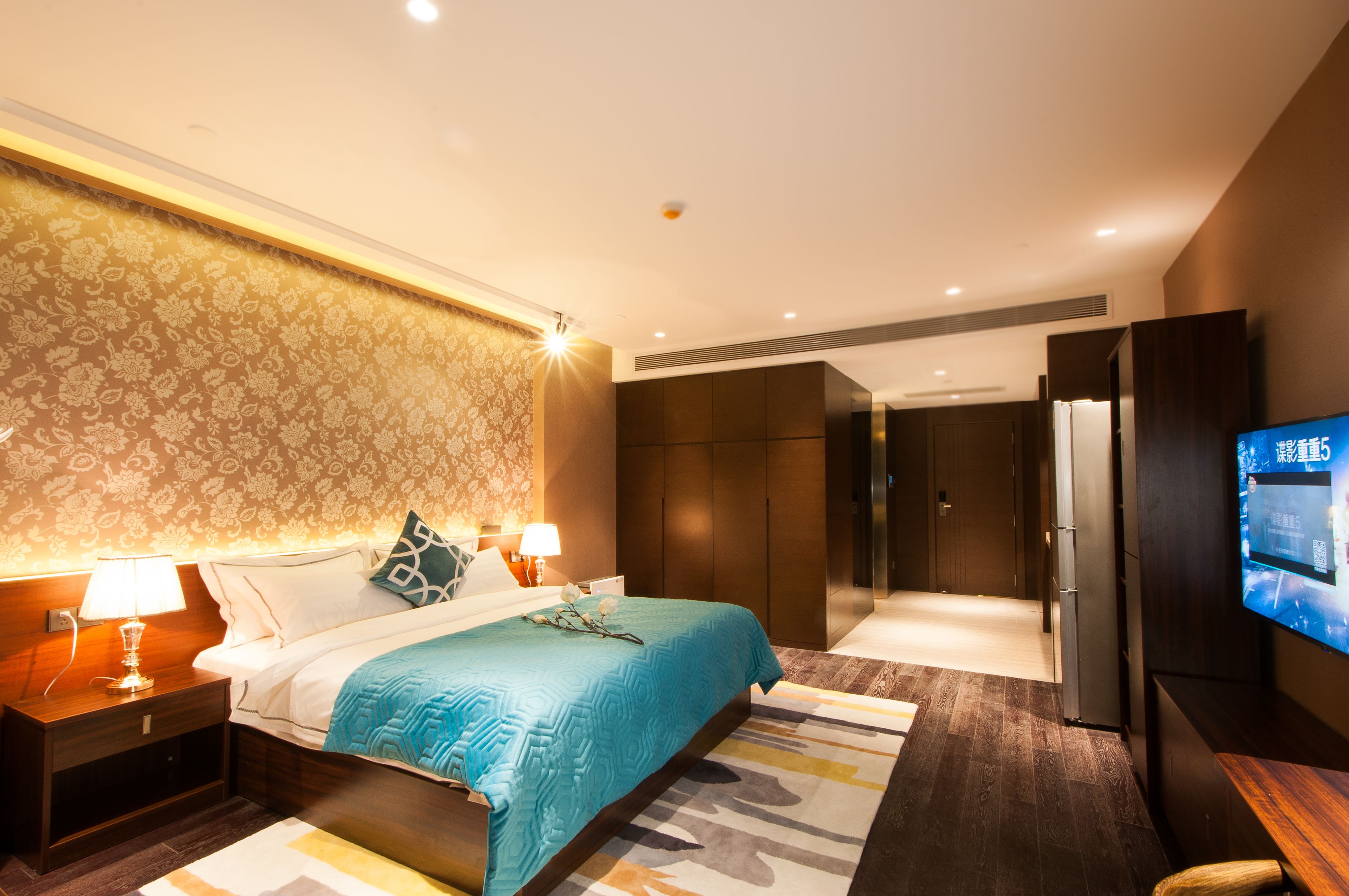 superior double room | desk, blackout curtains, free wifi, bed sheets