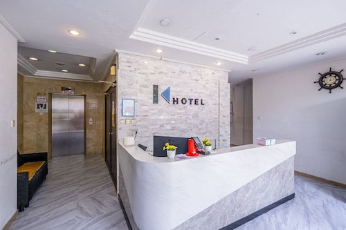 K Hotel 14