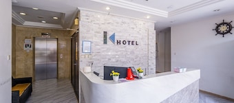 K Hotel 14