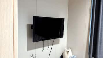 Single Room | Desk, soundproofing, iron/ironing board, free WiFi