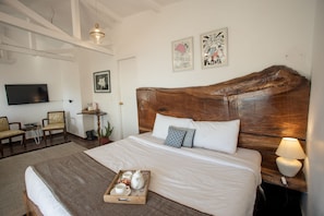 White | Desk, soundproofing, iron/ironing board, rollaway beds