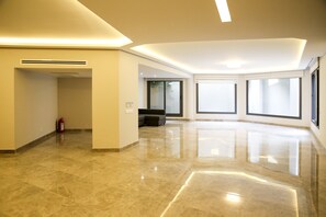 Villa | Living area