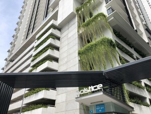 Exterior detail - Solstice Cyberjaya by Easy Property (Cyberjaya)