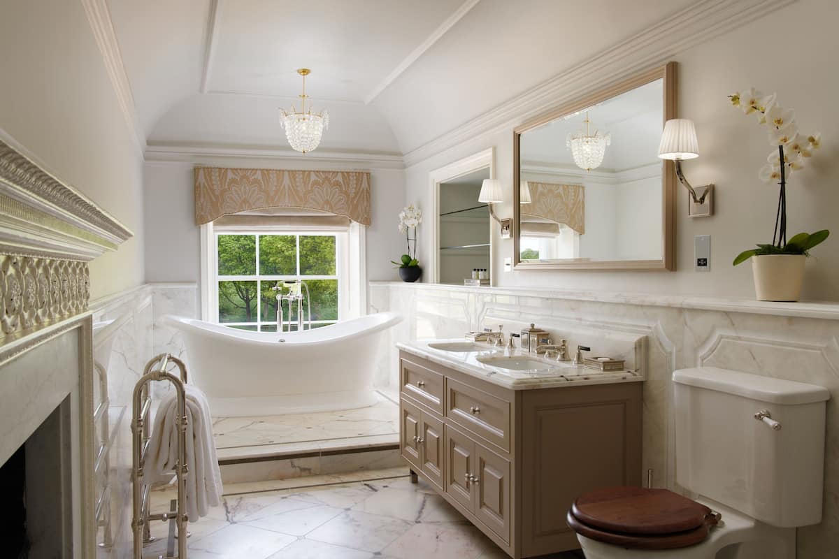 royal suite | bathroom | shower, rainfall showerhead, free toiletries, hair dryer