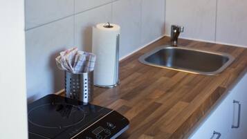 Fridge, microwave, stovetop, electric kettle