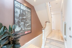 Staircase - Newly Refurbished 2 Bedroom Property in Peckham (London)