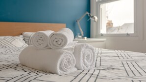 2 bedrooms, premium bedding, bed sheets - Newly Refurbished 2 Bedroom Property in Peckham (London)