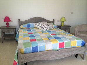 Deluxe Double Room | Individually decorated, individually furnished, desk, soundproofing - Azienda Agricola Spirdo (Ruffano)