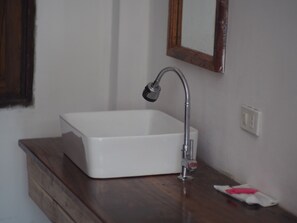 Escrivaninha, Wi-Fi de cortesia