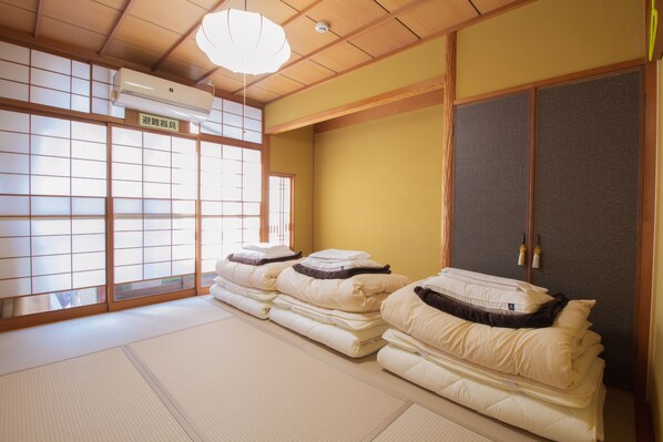 Wi-Fi gratuit, draps fournis