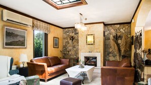 Villa, 3 Bedrooms | Living area