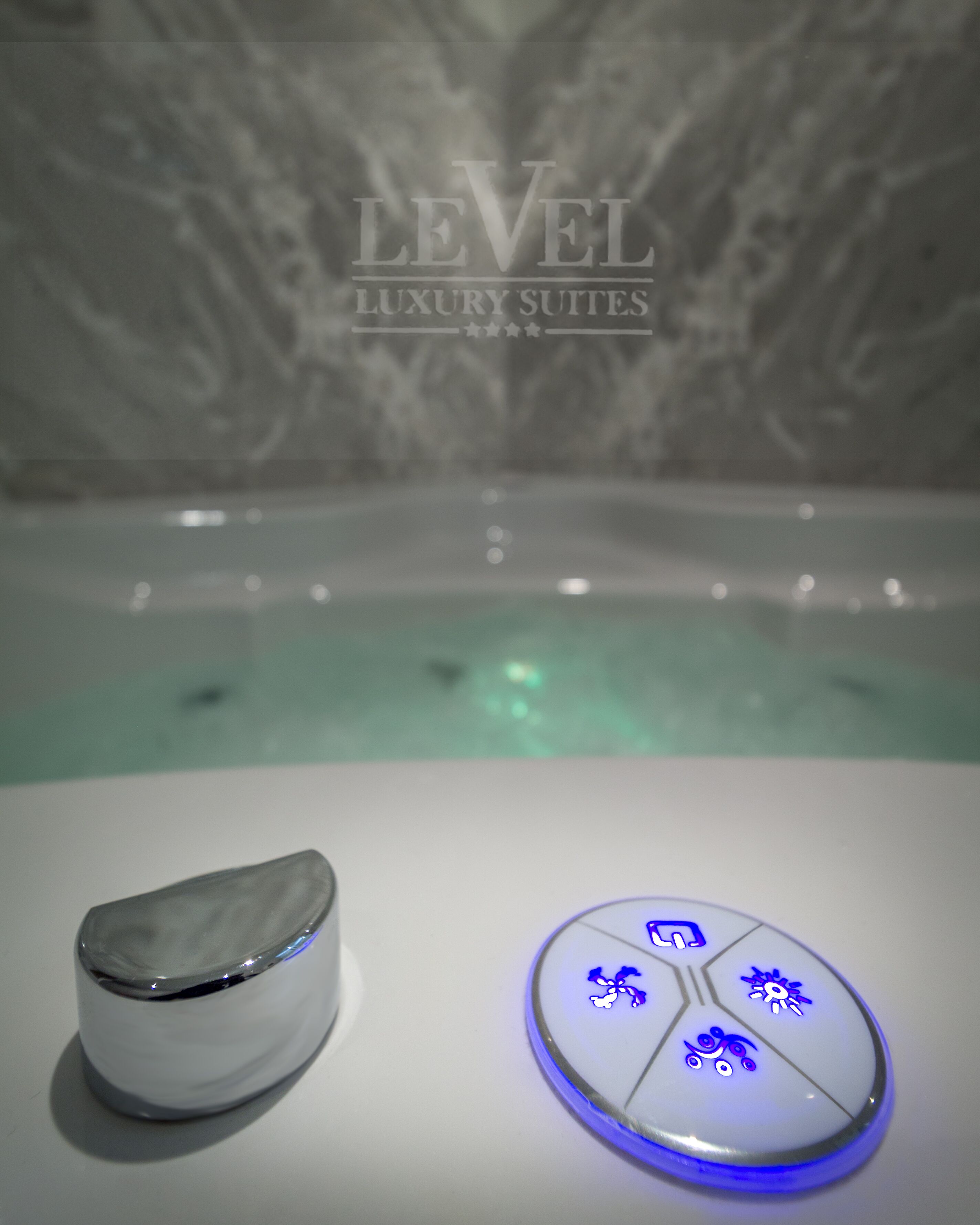 Foto - Level Luxury Suites