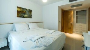 Villa | Bureau, fer et planche à repasser, accès au Wi-Fi (inclus)
