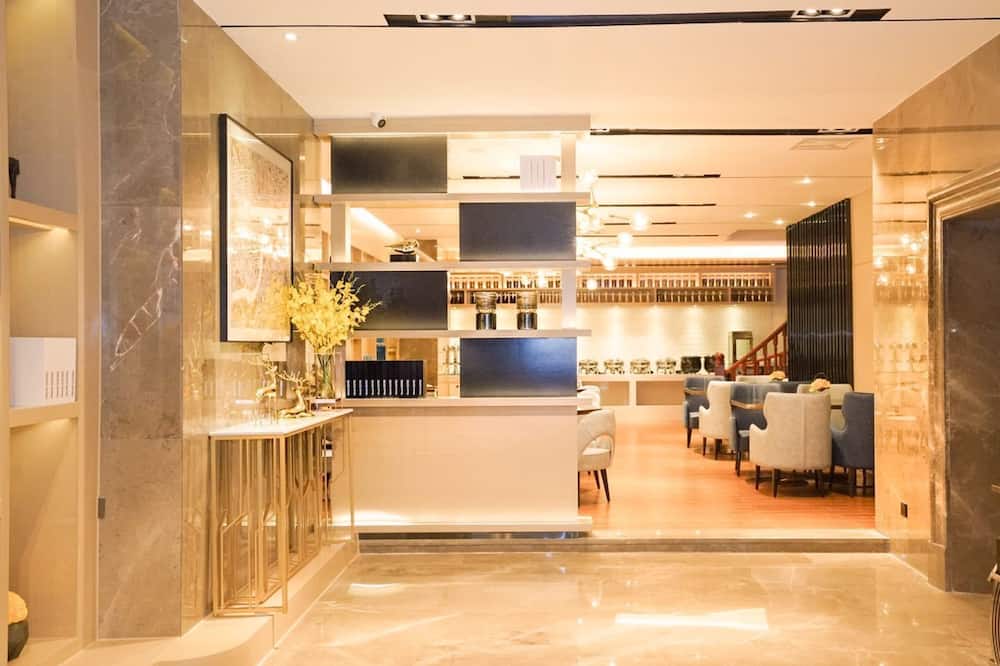 Echarm International Hotel Canton Tower Pazhou Convention and Exhibition Center Lujiang Metro Station Branch - Free Shuttle Bus to Canton Fair Complex During Canton Fair Period