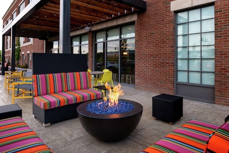 Restaurante. Home2 Suites by Hilton New Albany Columbus