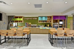 Tägliches inbegriffenes Frühstücksbuffet