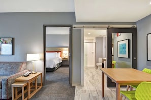 50-Zoll-LCD-Fernseher mit Premium-TV-Sendern, Fernseher