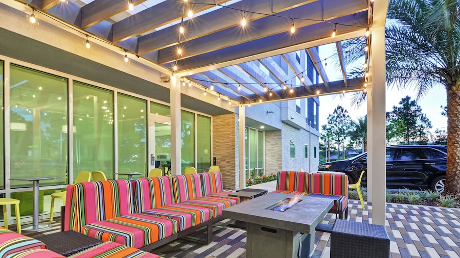 Home2 Suites by Hilton Jacksonville-South/St. Johns Town Ctr