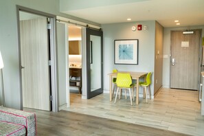Room - Home2 Suites by Hilton Jacksonville-South/St. Johns Town Ctr (Jacksonville)