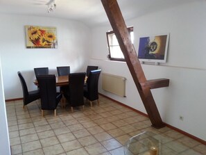 Huoneisto, 2 makuuhuonetta (incl. Cleaning Fee 35 EUR) | Ruokailu omassa huoneessa