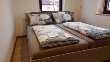 Apartemen, 3 kamar tidur (incl. Cleaning Fee 35 EUR) | 2 kamar tidur, Wi-Fi gratis, dan seprai linen