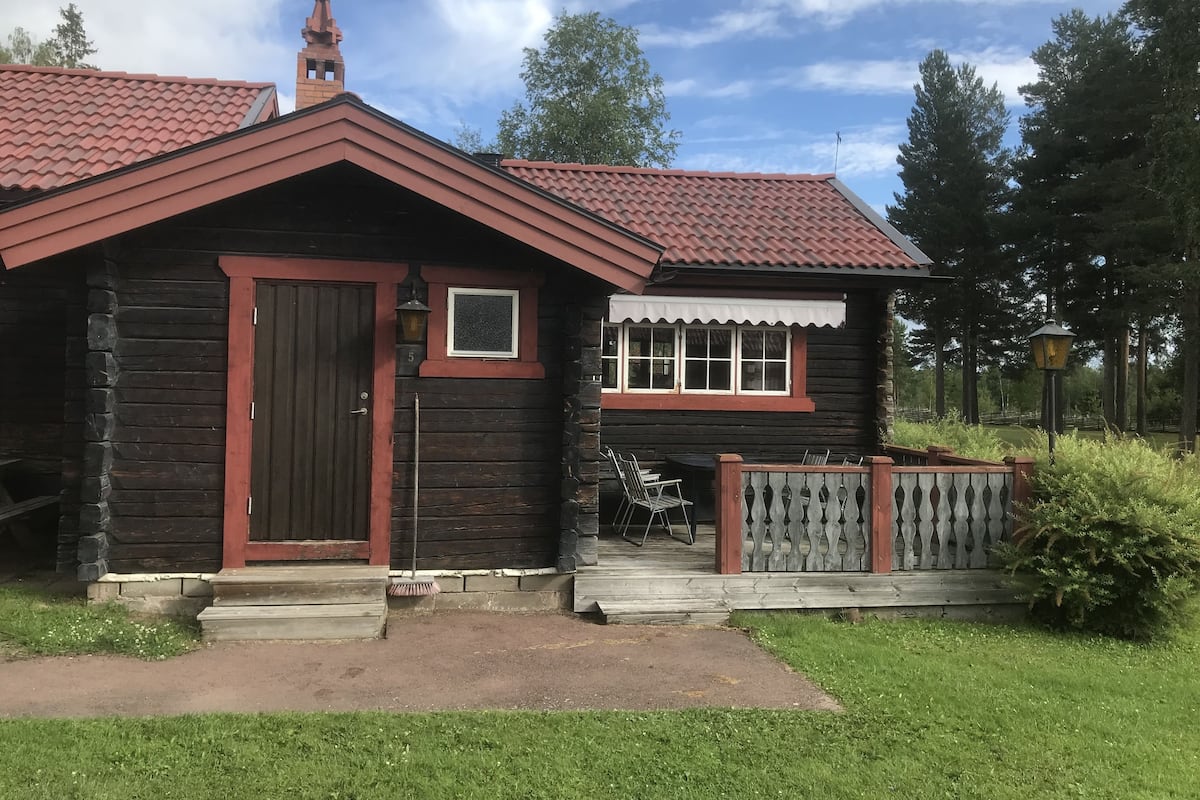 Stuga (5 - pets not allowed) | Individuell inredning, unika möbler, strykjärn/strykbräda och barnsängar