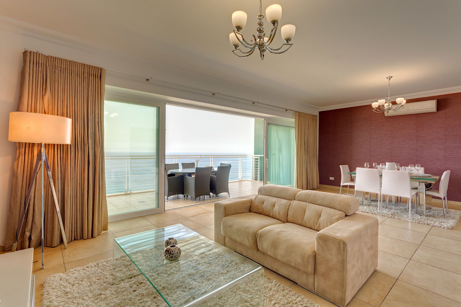 Appartamento (3 Bedrooms) | Area soggiorno | Smart TV 50 pollici con canali via cavo, TV