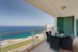 Terrace/patio - Seafront LUX Apart inc Pool, Upmarket Area (Sliema)