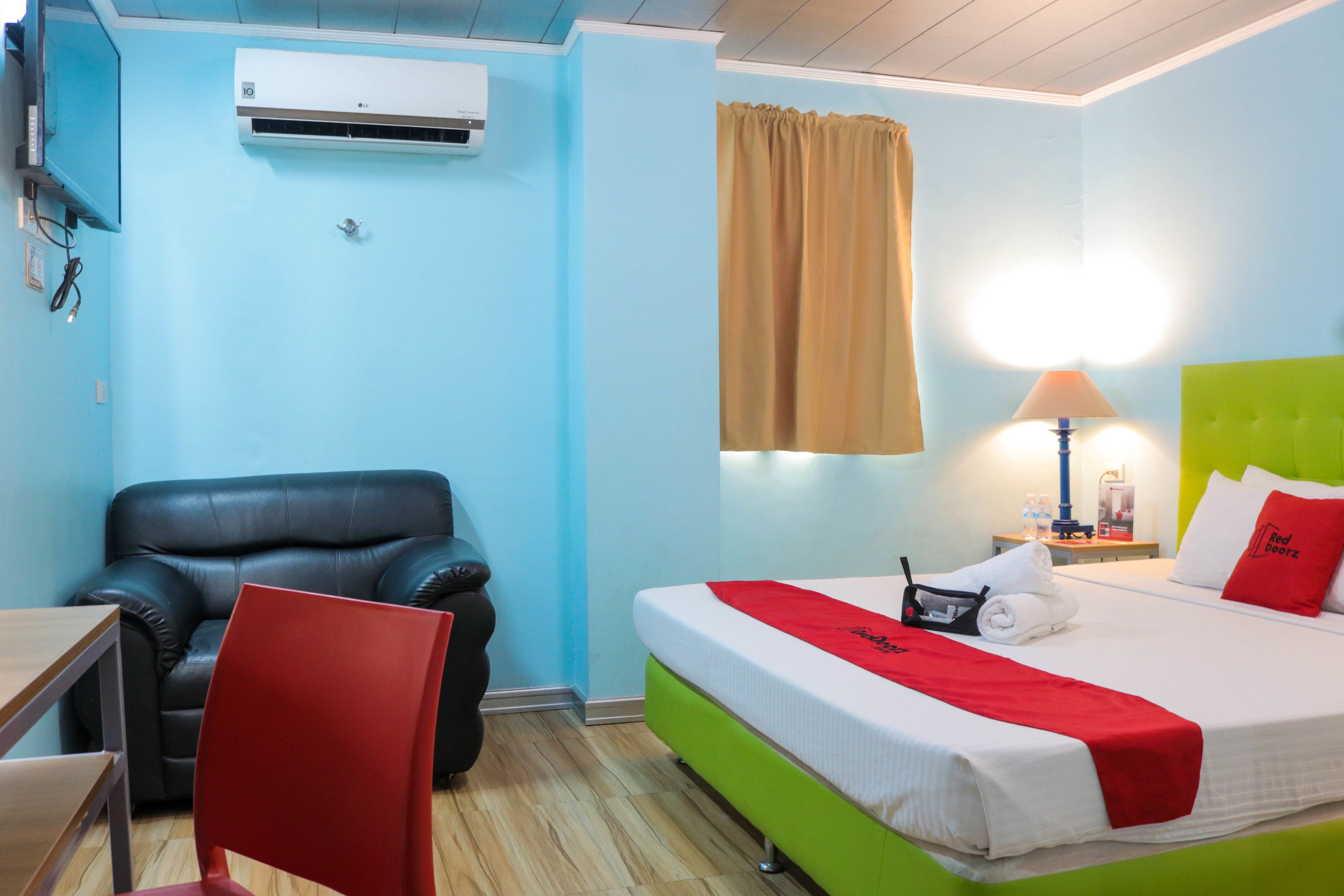Photo - RedDoorz Plus New Era Budget Hotel Mandaue former RedDoorz Plus near UV Mandaue Cebu