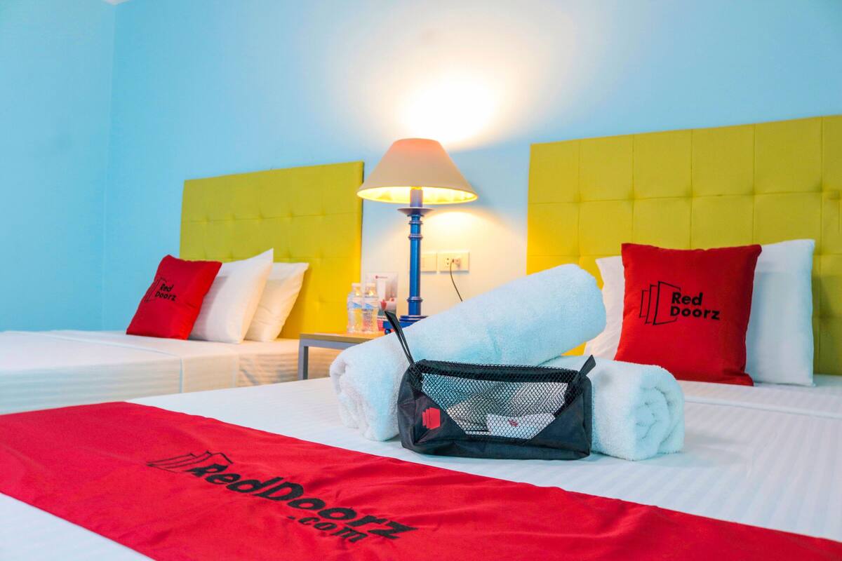Desk, WiFi (free), bed sheets