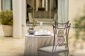 Free daily continental breakfast  - Northern Studio Suite (Harare)