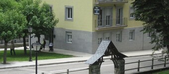 Albergue Río Aragón - Hostel