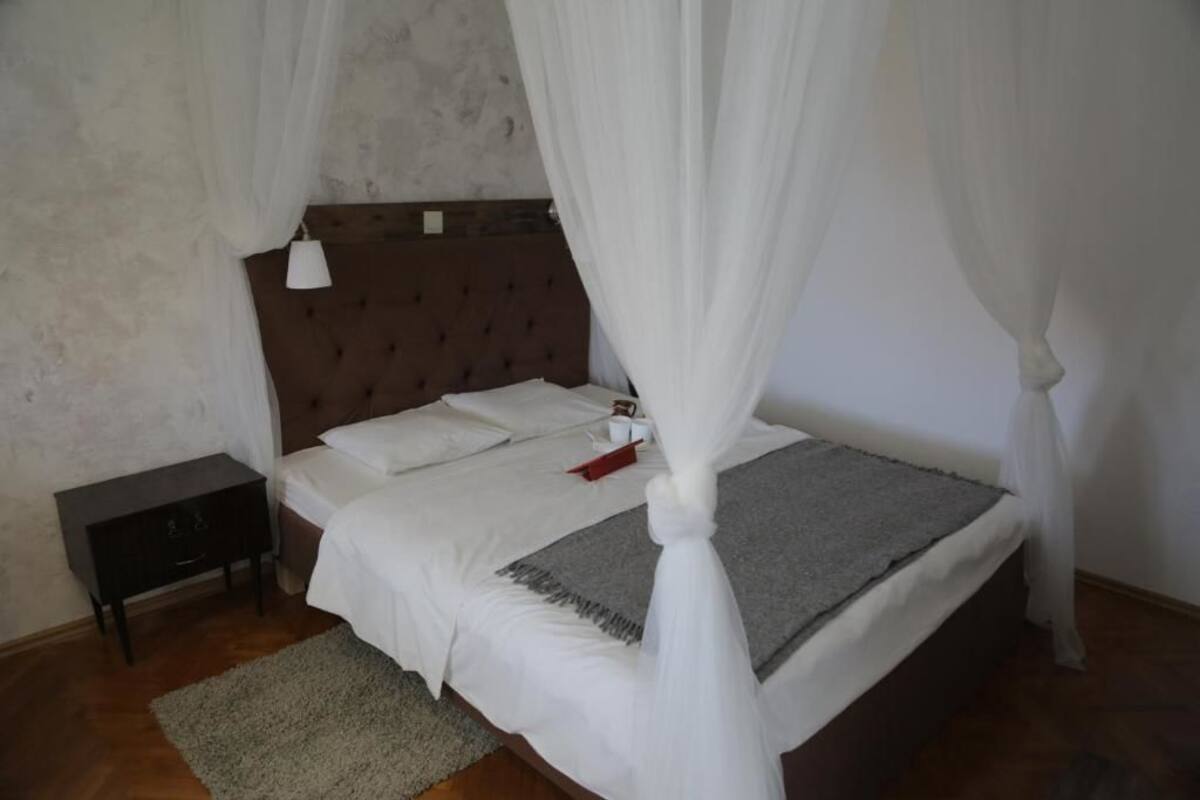 Habitación Deluxe | Minibar, caja fuerte, wifi gratis
