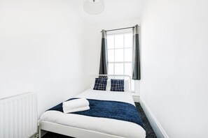 公寓, 4 间卧室, 无烟房 | 4 多间卧室、熨斗/熨衣板、免费 WiFi