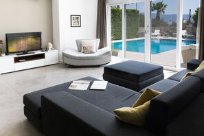 Villa | Living room | LCD TV, DVD player - Important Group Villa Olivia (Bodrum)